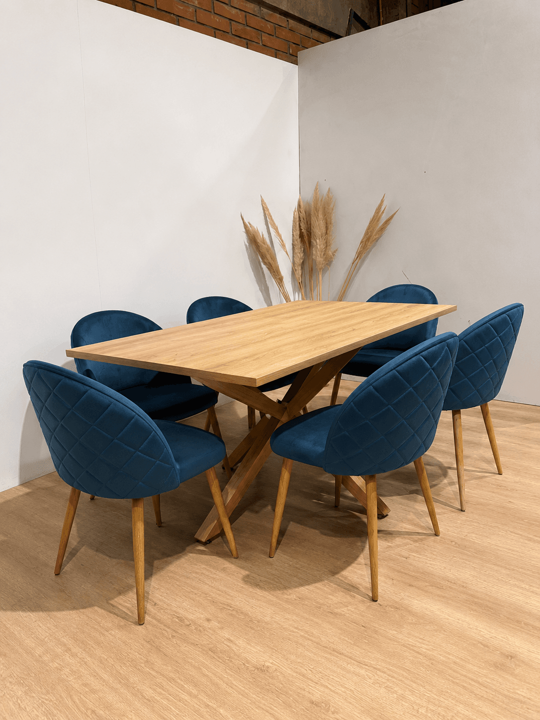 Mesa Rectangular Warwick Wood con 6 Silla Tokio Felpa Wood