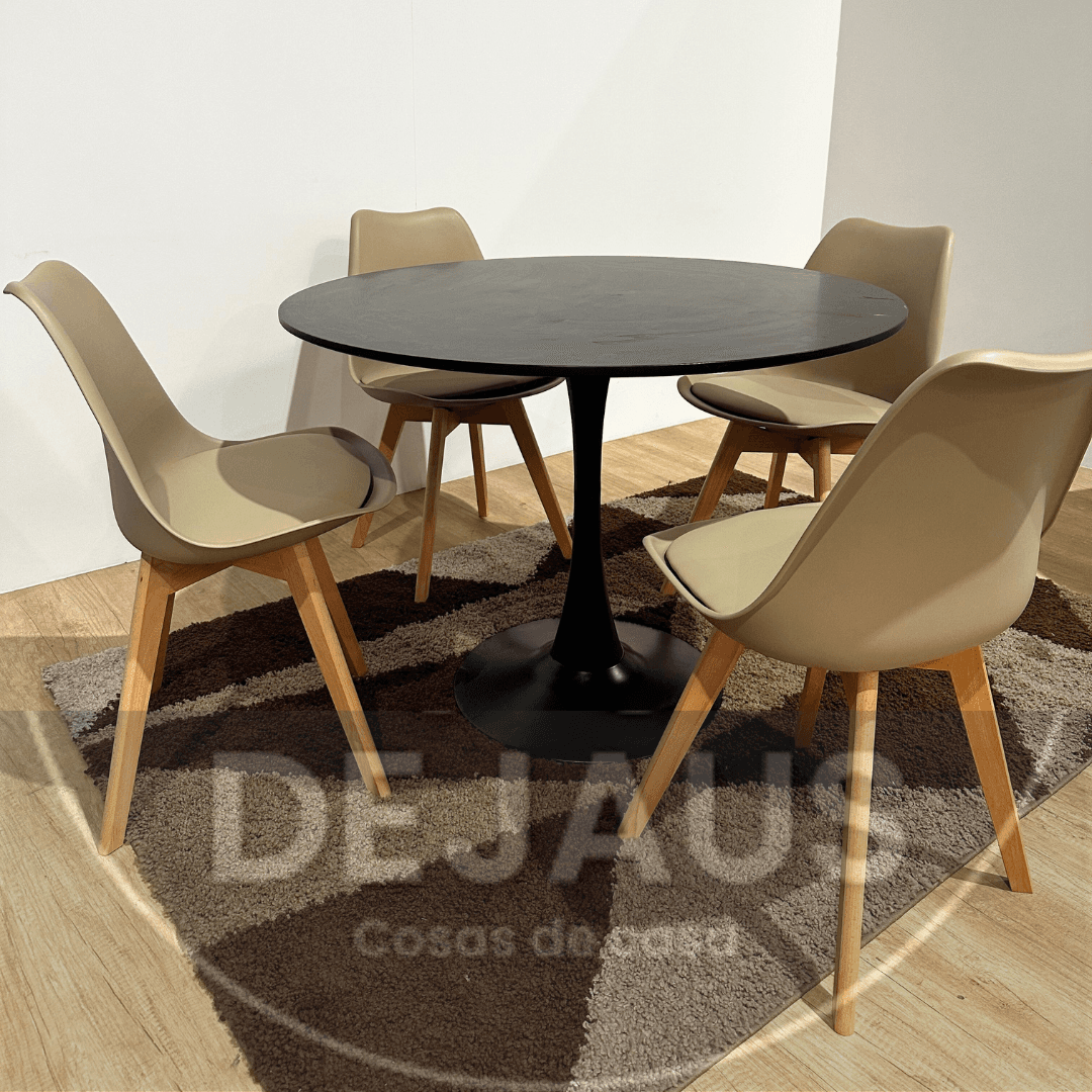 Mesa Tulip MDF con Sillas Tulip Acolchadas