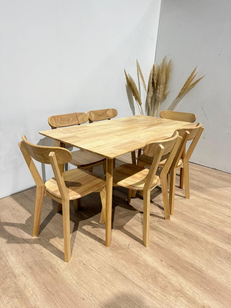 Mesa Vema Rectangular con 6 Silla Fresno Wood