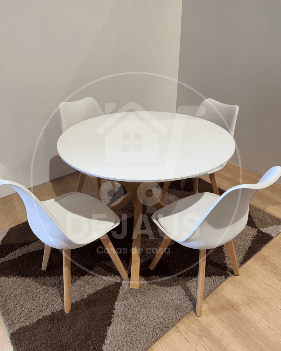 Set de Comedor 4 Personas – Mesa Warwick MDF Blanca + Silla Tulip
