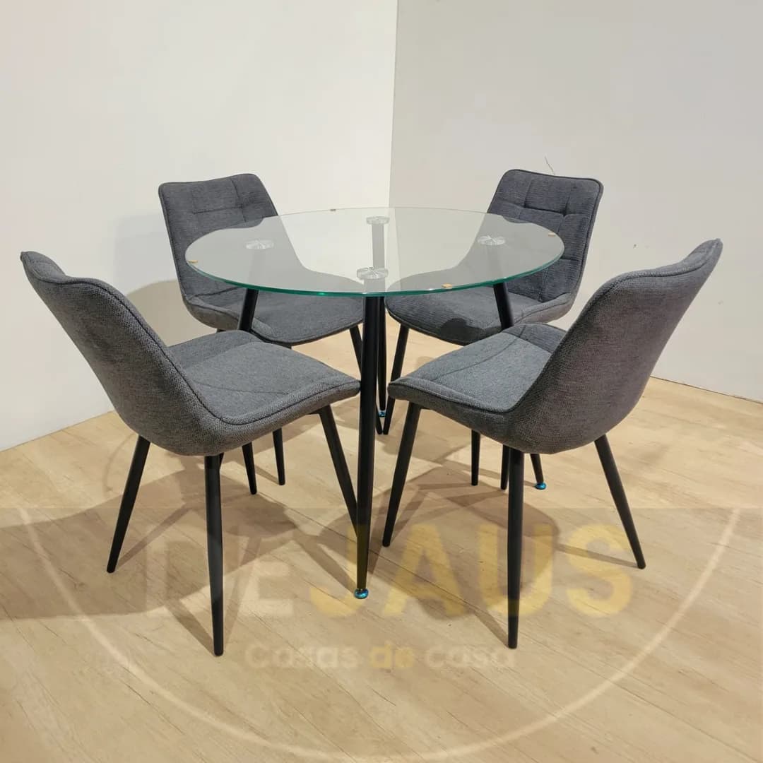Mesa Lyon Black con 4 Sillas Tiffany Black