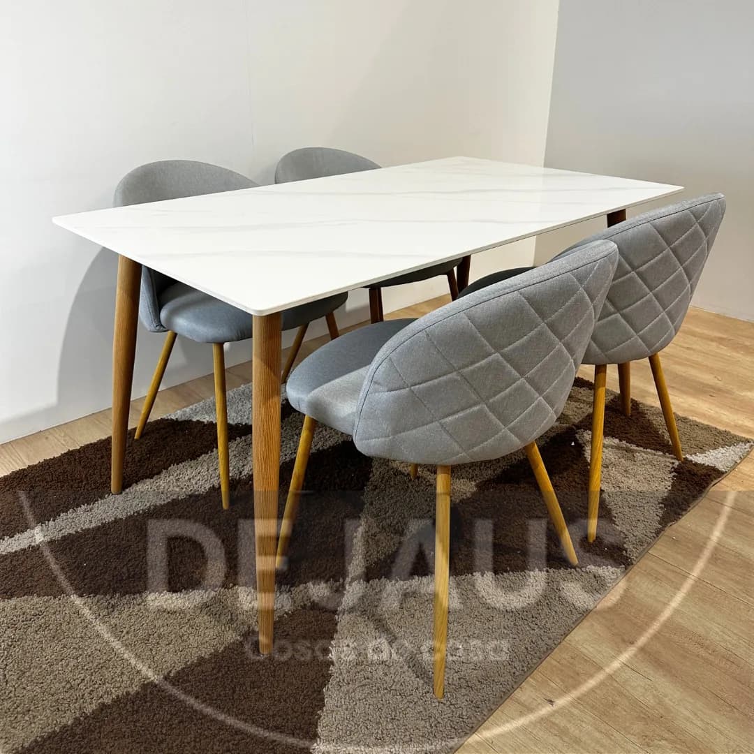 Mesa Rectangular Cuarzo Calacatta con 4 Sillas Tokio Lino