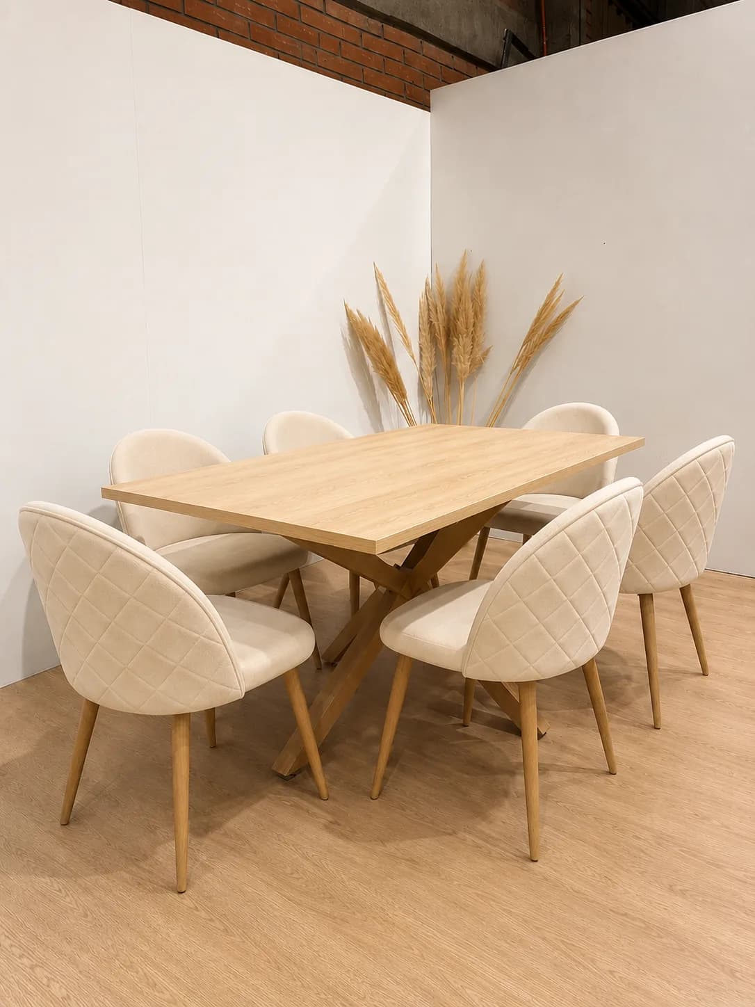 Mesa Rectangular Warwick Wood con 6 Silla Tokio Felpa Wood