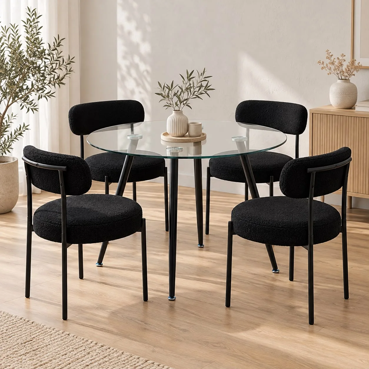 Comedor Mesa Redonda Lyon Vidrio 90 cm con 4 Sillas Oslo Bouclé