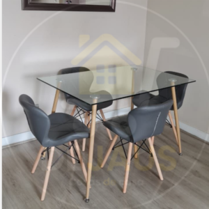 Comedor 4 Personas Mesa Four Vidrio con Mariposa Eames