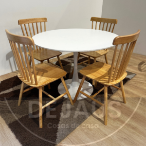 Mesa Tulip MDF Blanco con Sillas 4 Windsor Madera