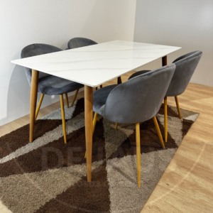 Mesa Rectangular Cuarzo Calacatta con 4 Sillas Tokio Lisa Felpa