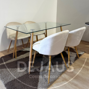 Mesa Nórdica Four con Sillas Tokio Felpa Lisa