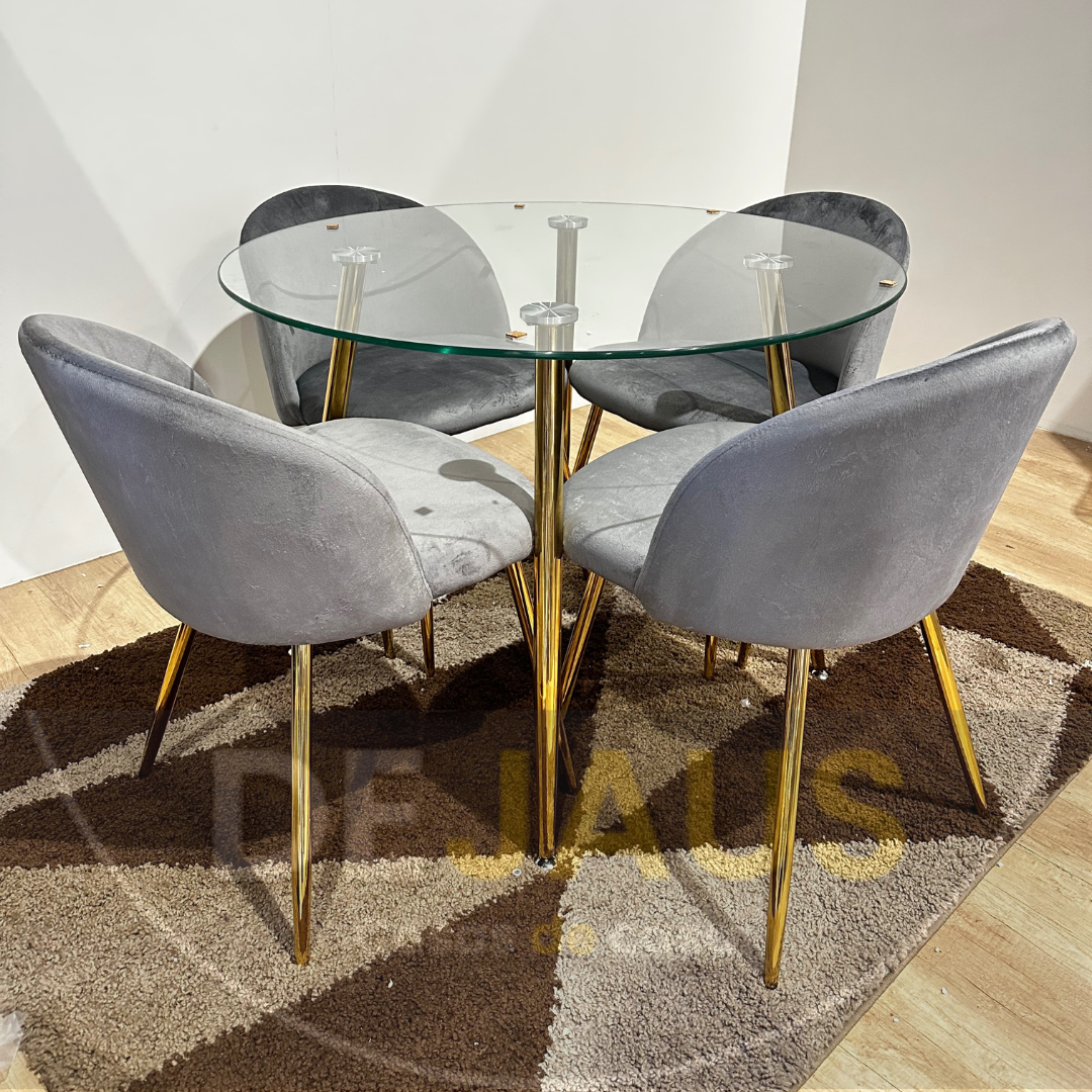 Comedor 4 personas Mesa Lyon Gold con Sillas Tokio Felpa Lisa Gold