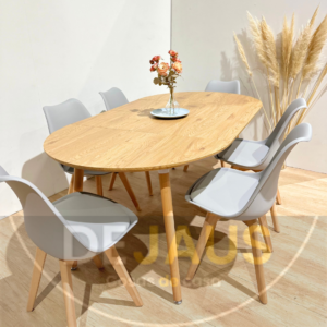Mesa Expandible Wood con 6 Sillas Tulip