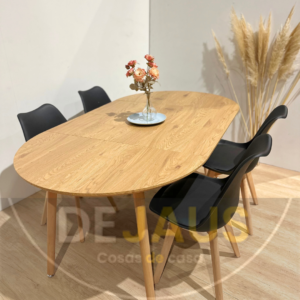 Mesa Expandible Wood con 4 Sillas Tulip