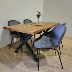 Mesa Rectangular Nordica X con 4 Sillas Beetle