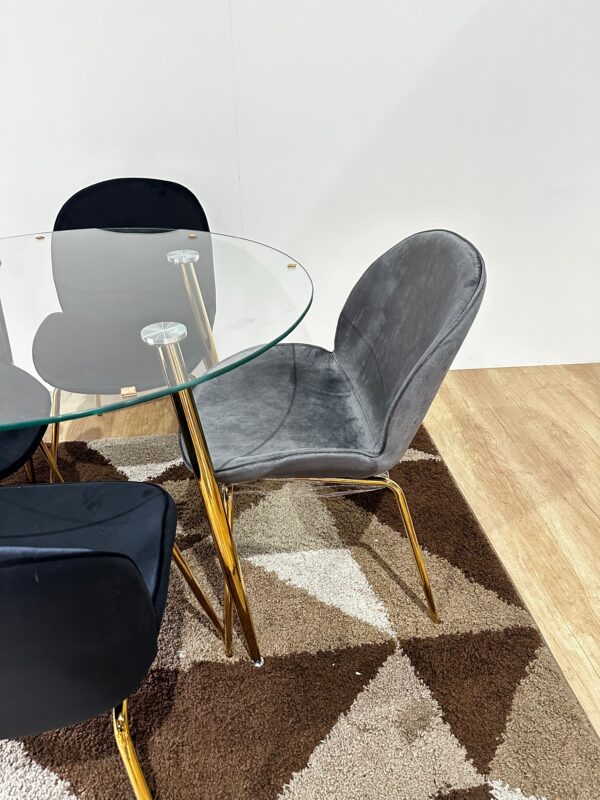 Mesa redonda Lyon Gold con 4 Sillas Beetle Felpa Gold - Imagen 5