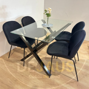 Mesa Medlock Black con 4 Sillas Beetle Black