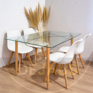 Mesa Charles con 4 Sillas Tulip