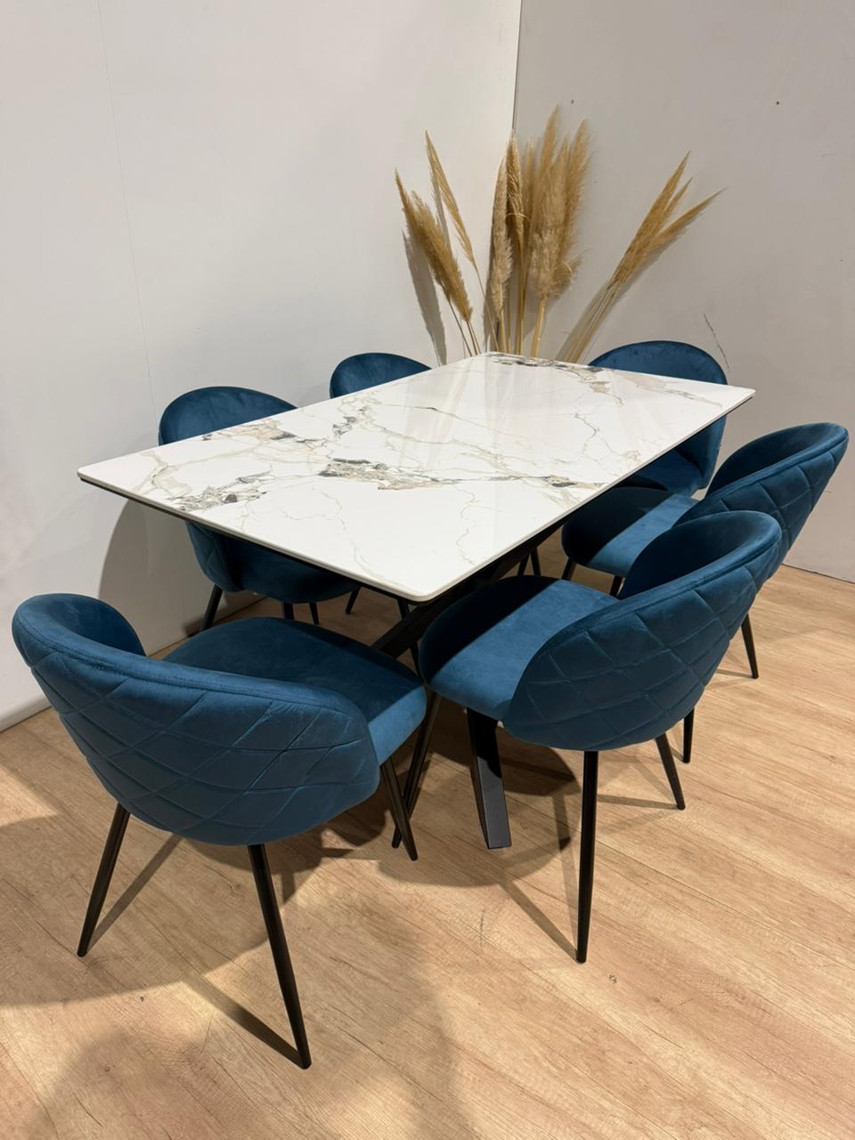 Mesa Rectangular Warwick Stone con 6 Silla Tokio Felpa Black - Imagen 4